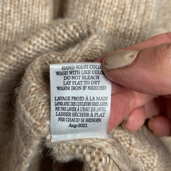 ❗️SOLD❗️Z Supply Cream/Oatmeal Knit Cardigan Size M - Picture 4 of 7